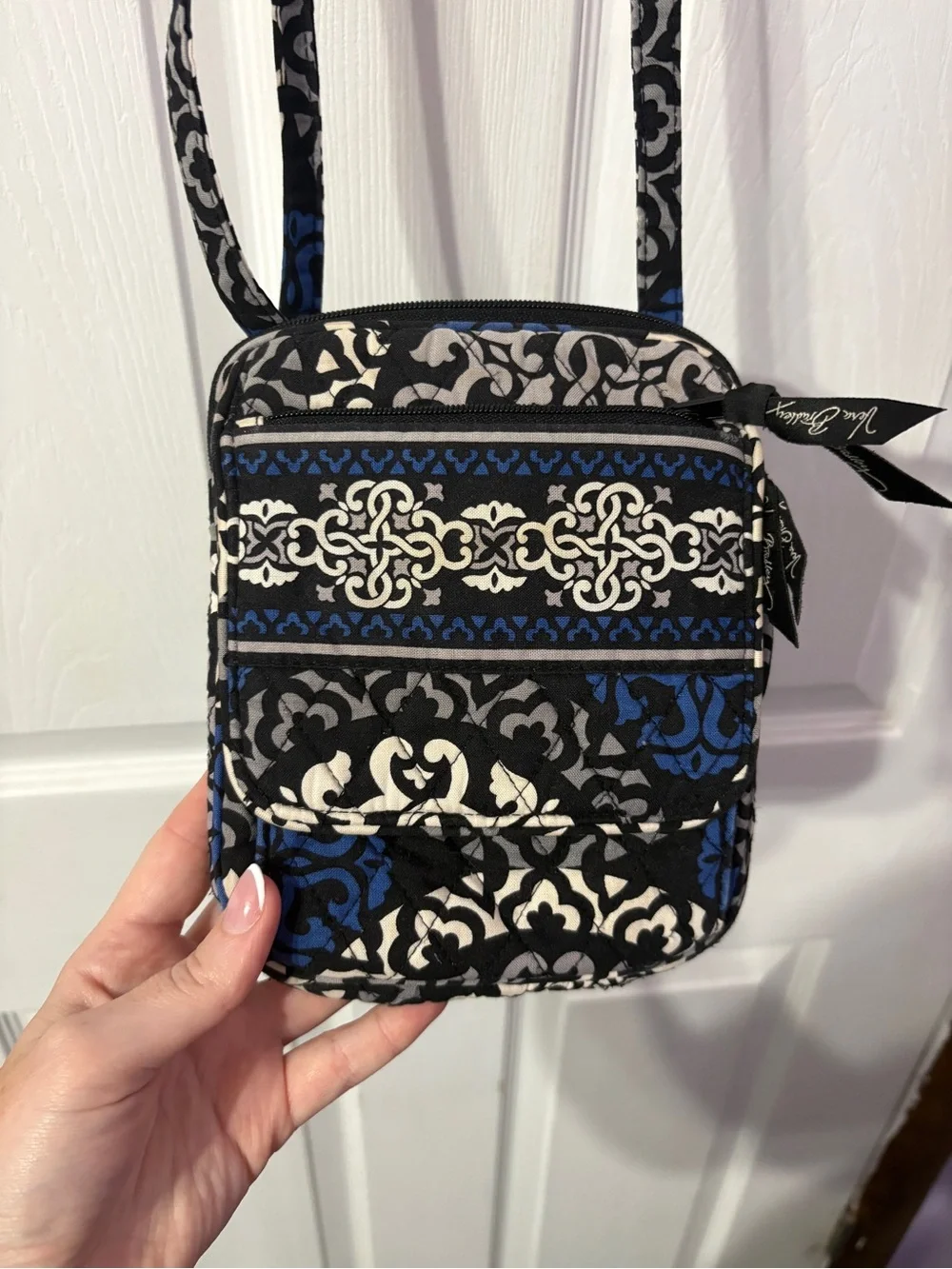 Vera Bradley compact vera
